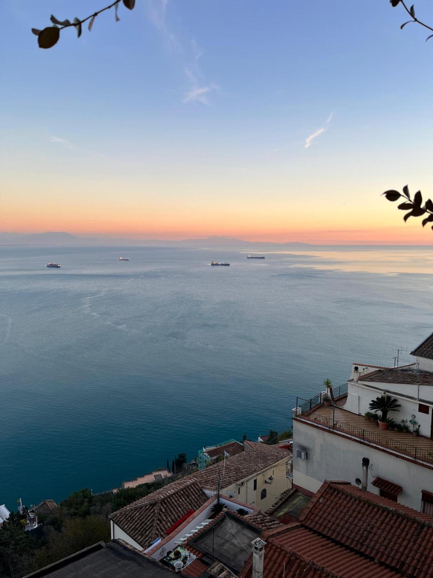 Dimora Carlo III Bed & Breakfast Vietri sul Mare Exterior photo