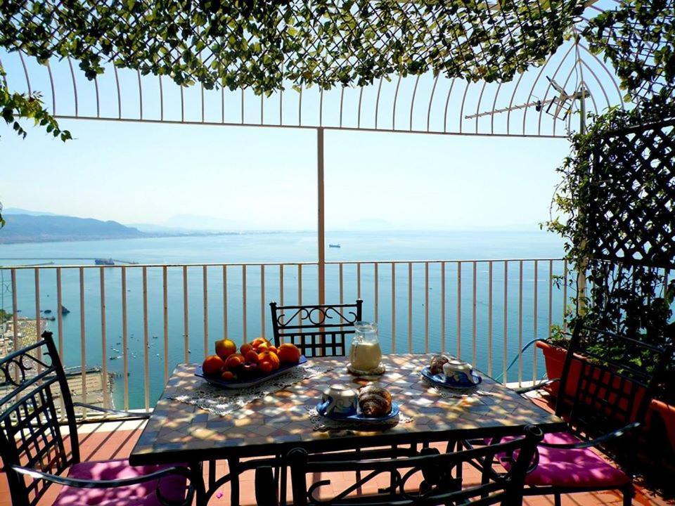 Dimora Carlo III Bed & Breakfast Vietri sul Mare Exterior photo
